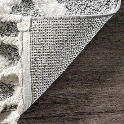 NuLOOM Wylde High Low Soft Shaggy Diamond Moroccan Tassel Area Rug 8 NuLOOM Wylde High Low Soft Shaggy Diamond Moroccan Tassel Area Rug - Image 6