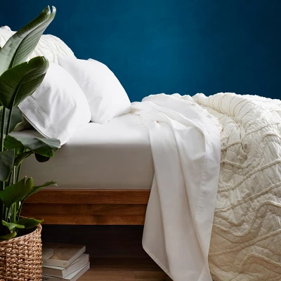 Performance Sheet Set (California King) White 400 Thread Count - Threshold™ 5 Performance Sheet Set (California King) White 400 Thread Count - Threshold™ - Image 3