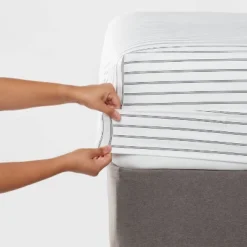 400 Thread Count Performance Fitted Sheet - Threshold™ -Selected Home Furnishings Store GUEST c04284ab e653 418b bc0c 5c4753808410