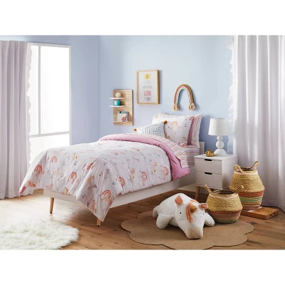 3' Faux Fur Round Kids' Rug White - Pillowfort™ 4 3' Faux Fur Round Kids' Rug White - Pillowfort™ - Image 2